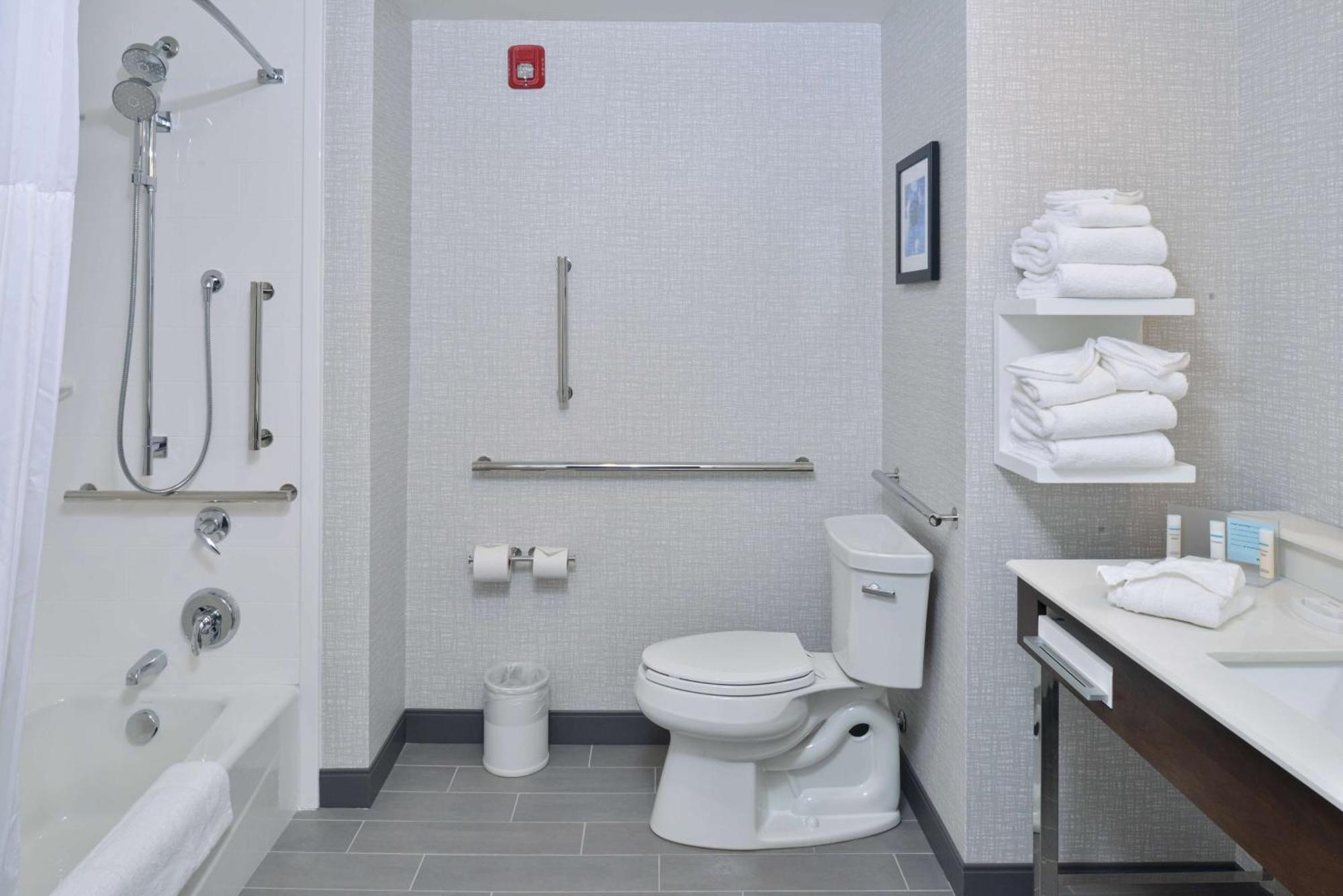 Hampton Inn & Suites Adrian, Mi Exteriör bild